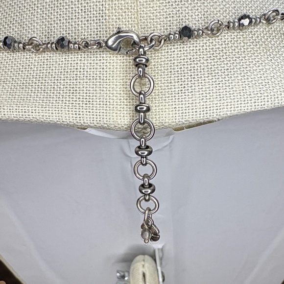 Elegant Silver Tone Tassel Necklace - Picture 8 of 9